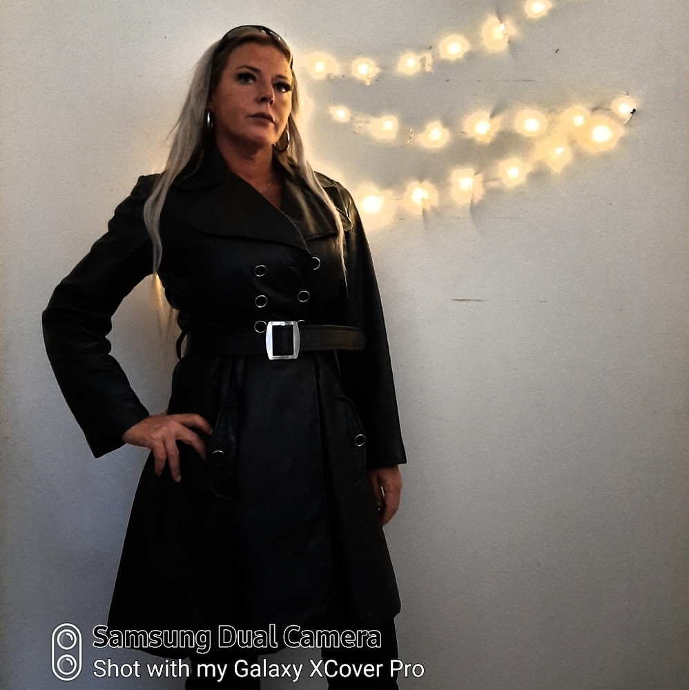 Butter soft real leather trench coat small